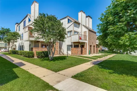 3121 Sondra Dr #E102, Fort Worth, TX 76107