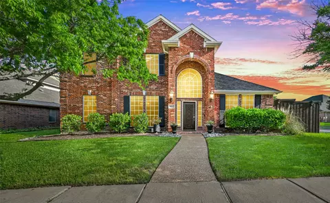 5924 Stardust Dr, The Colony, TX 75056