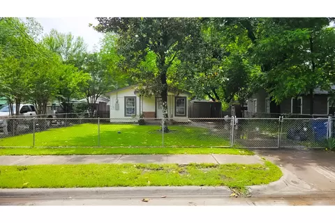 8710 Wadlington Ave, Dallas, TX 75217