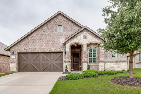 214 Crestlyn Dr, Midlothian, TX 76065