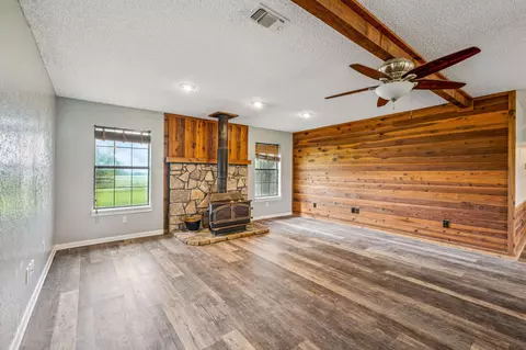 754 County Road 2376, Walnut Springs, TX 76690 photo 8