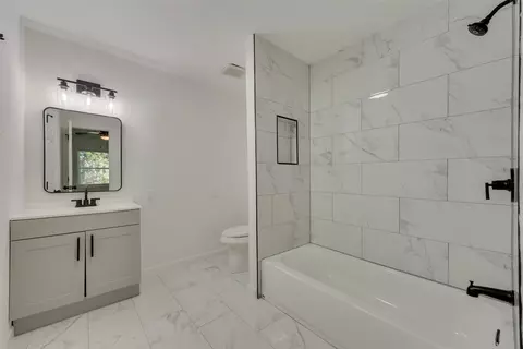 135 Mannington Dr, Dallas, TX 75232