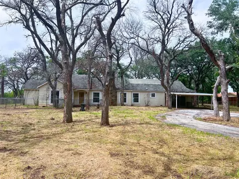 8165 Eagle Mountain Cir, Fort Worth, TX 76135