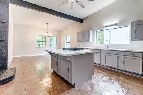 206 W Cardinal St, Ector, TX 75439 photo 3