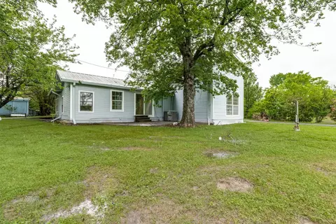 206 W Cardinal St, Ector, TX 75439 photo 5