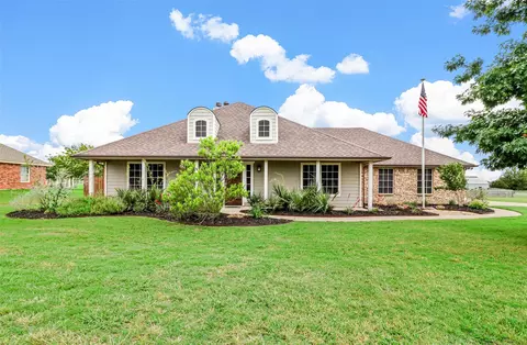 6599 Meadow Ridge Cir, Nevada, TX 75173