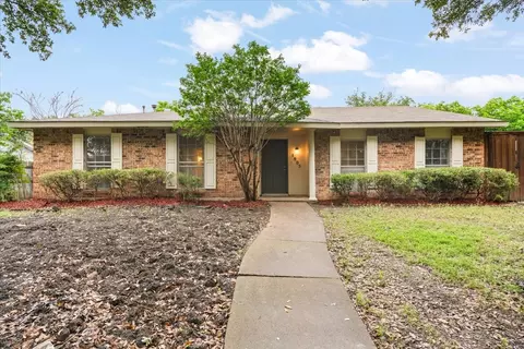 1905 Addington Dr, Carrollton, TX 75007