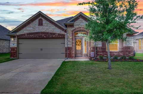 417 Attlee Dr, Fate, TX 75189