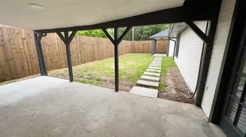 Exterior - 6601 Dewitt Rd, Sachse, TX 75048 photo 4 of 8