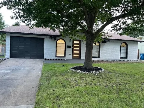 1230 Ashwood Dr #T, Lewisville, TX 75067