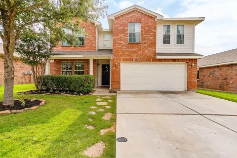 9232 Centennial Dr, Fort Worth, TX 76244