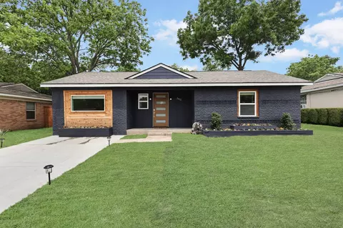 2431 Gross Rd, Dallas, TX 75228