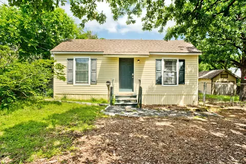 3163 Mims St, Fort Worth, TX 76112