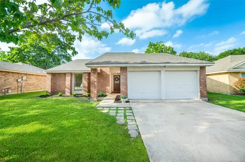 1320 Superior Dr, Flower Mound, TX 75028