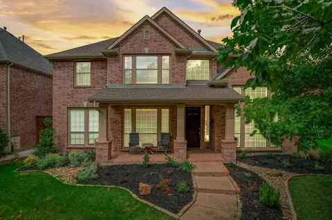 828 Oxford Ct, Lewisville, TX 75056