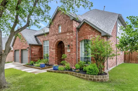 3804 Gladney Ln, Fort Worth, TX 76244