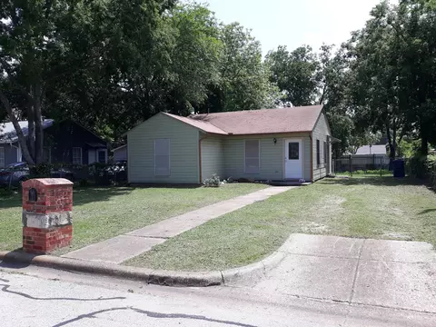1648 Corrin Ave, Blue Mound, TX 76131