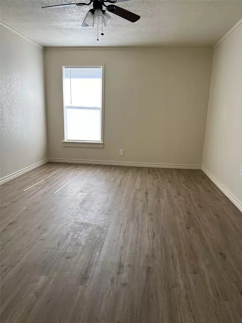205 10th St, Comanche, TX 76442 photo 9