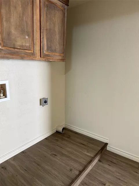 205 10th St, Comanche, TX 76442 photo 8
