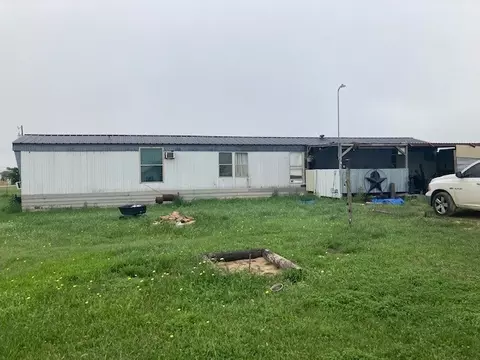 3800 Dove Meadows Ln, Joshua, TX 76058
