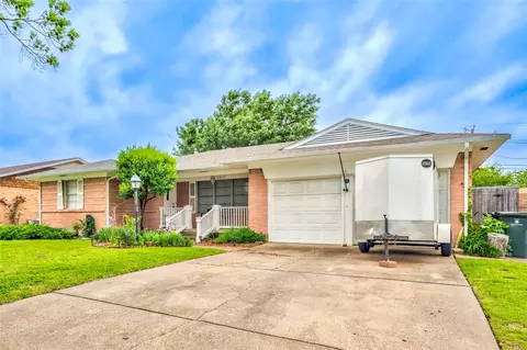 2415 Ridgecrest Dr, Garland, TX 75041