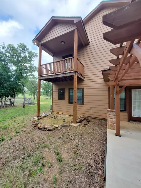 101 Pheasant Run Ct, Sunset, TX 76270 photo 21