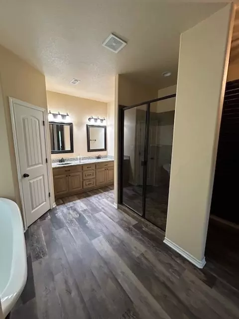 101 Pheasant Run Ct, Sunset, TX 76270 photo 10