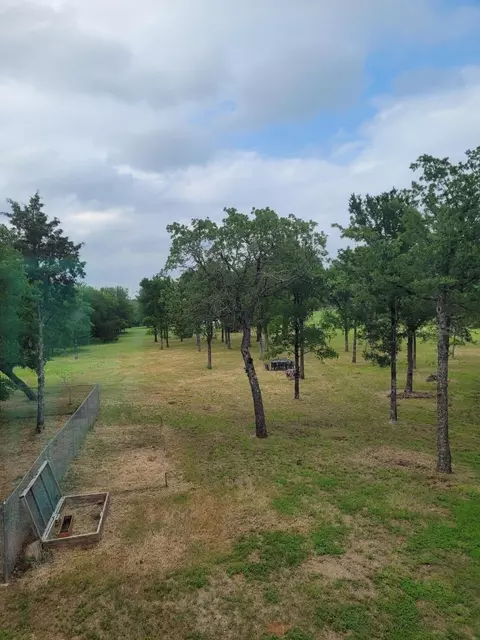 101 Pheasant Run Ct, Sunset, TX 76270 photo 22