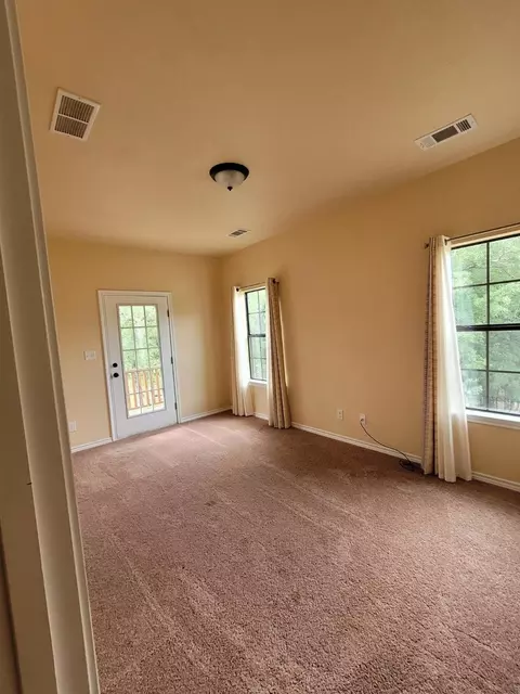 101 Pheasant Run Ct, Sunset, TX 76270 photo 19