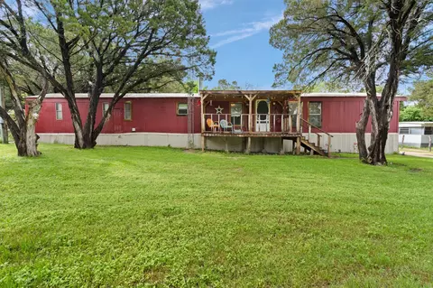 122 Catfish Ln, Blum, TX 76627