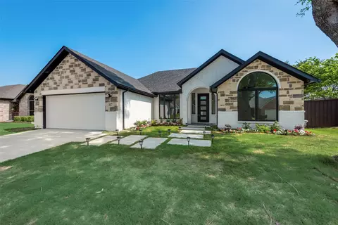 417 Loma Alta Dr, Mesquite, TX 75150
