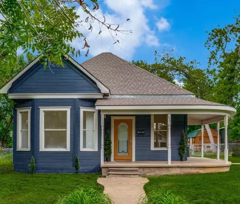 615 Oak St, Teague, TX 75860