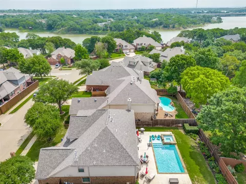 303 Texoma Dr, Hickory Creek, TX 75065
