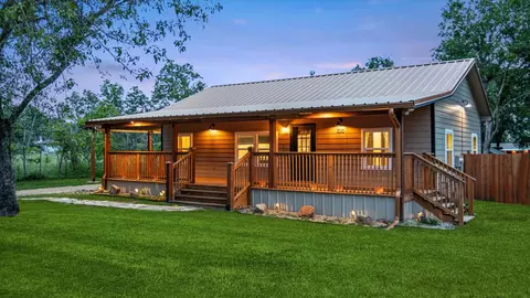708 Atkinson St, Blooming Grove, TX 76626