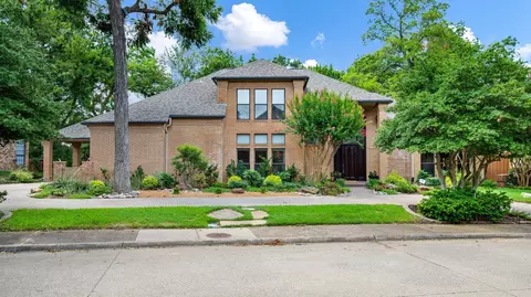 5710 Moss Creek Trl, Dallas, TX 75252