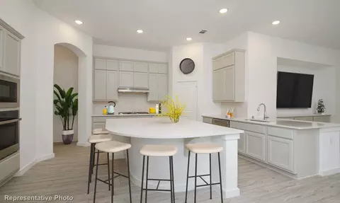 5140 Westhaven Cir, Denison, TX 75020