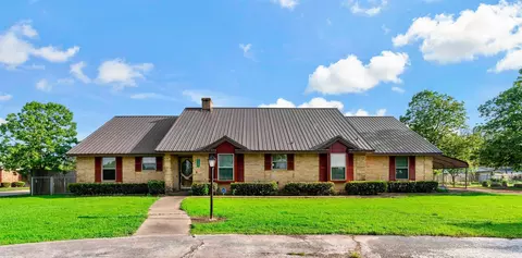 3450 Clement Rd, Paris, TX 75462