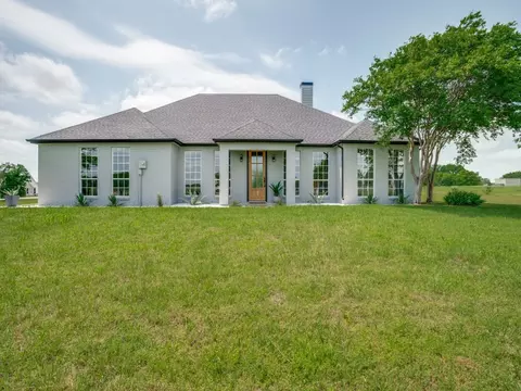 453 Rene Ln, Gunter, TX 75058