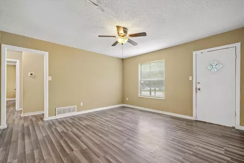 Living - 558 Elm St, Canton, TX 75103 photo 2 of 4