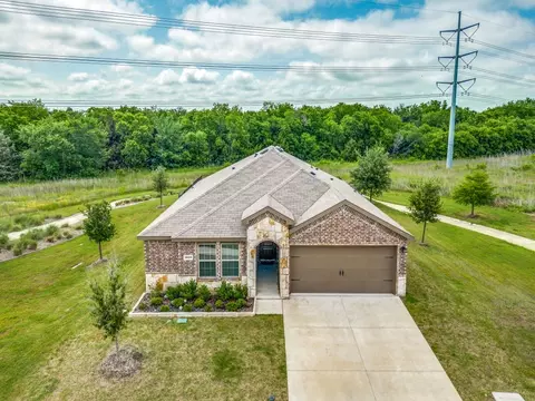 1048 Sewell Dr, Royse City, TX 75189