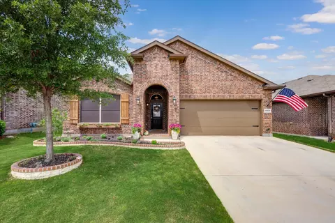 15821 White Mill Rd, Fort Worth, TX 76177