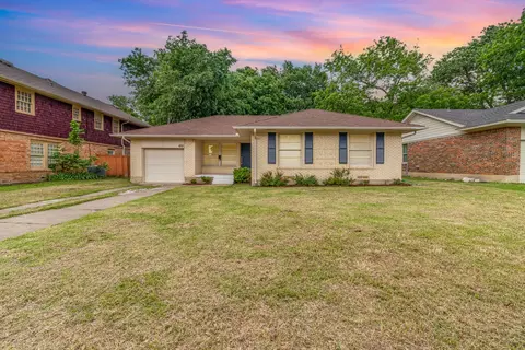 628 Ridgedale Dr, Richardson, TX 75080