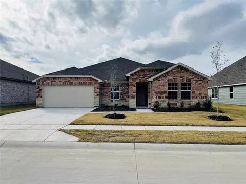 1617 Forest Park Dr, Alvarado, TX 76009