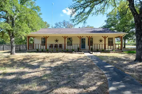 3411 Meander Rd, Granbury, TX 76049