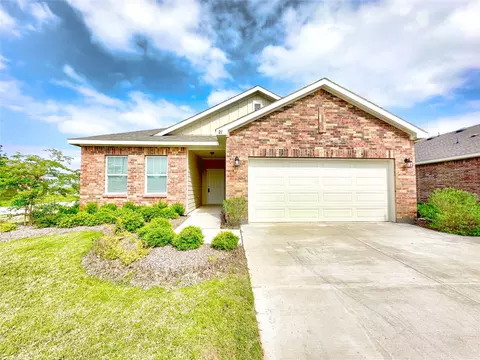 21 Elderbrook Ln, Edgecliff Village, TX 76134