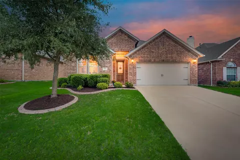 7501 Innisbrook Ln, Fort Worth, TX 76179
