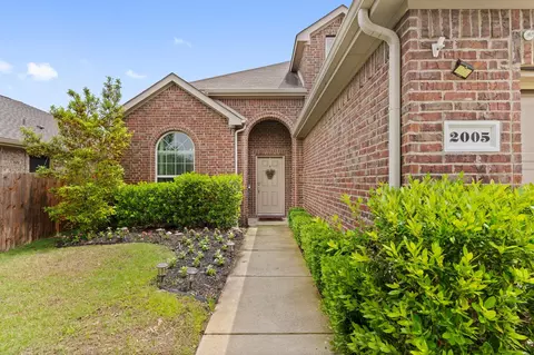 2005 Karsen Ln, Heartland, TX 75126