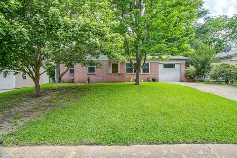 500 E Tucker Blvd, Arlington, TX 76010