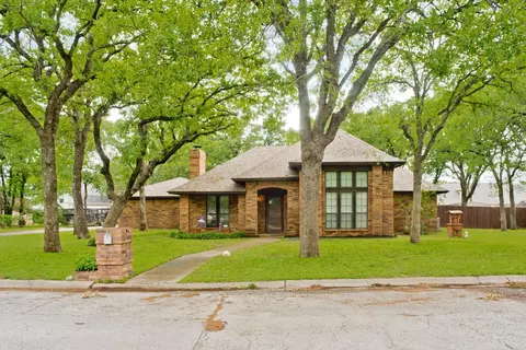 1737 Boston Ave, Bridgeport, TX 76426