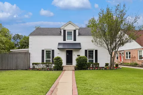 2815 Benbrook Blvd, Fort Worth, TX 76109